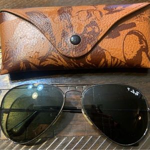 Ray-ban Aviator sunglasses
